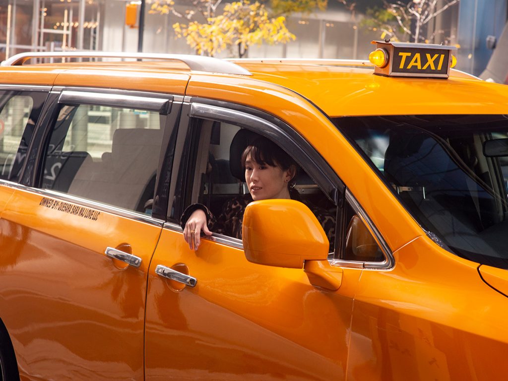 Trang bị vốn tiếng Anh cho người đi làm để việc đi taxi được dễ dàng hơn nhé