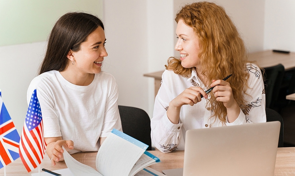 Đọc theo giọng văn của người bản xứ