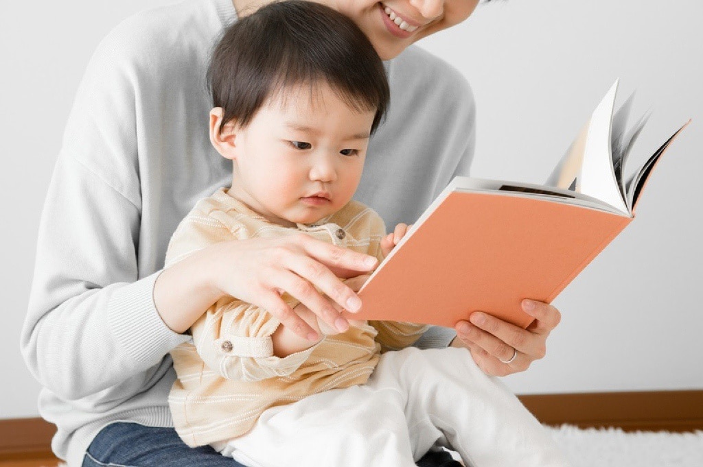 Vì sao nên cho trẻ học tiếng Anh từ sớm