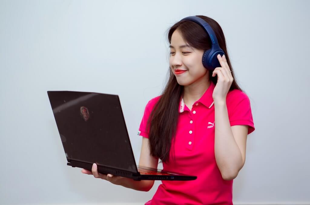 Đắm chìm trong tiếng Anh hằng ngày