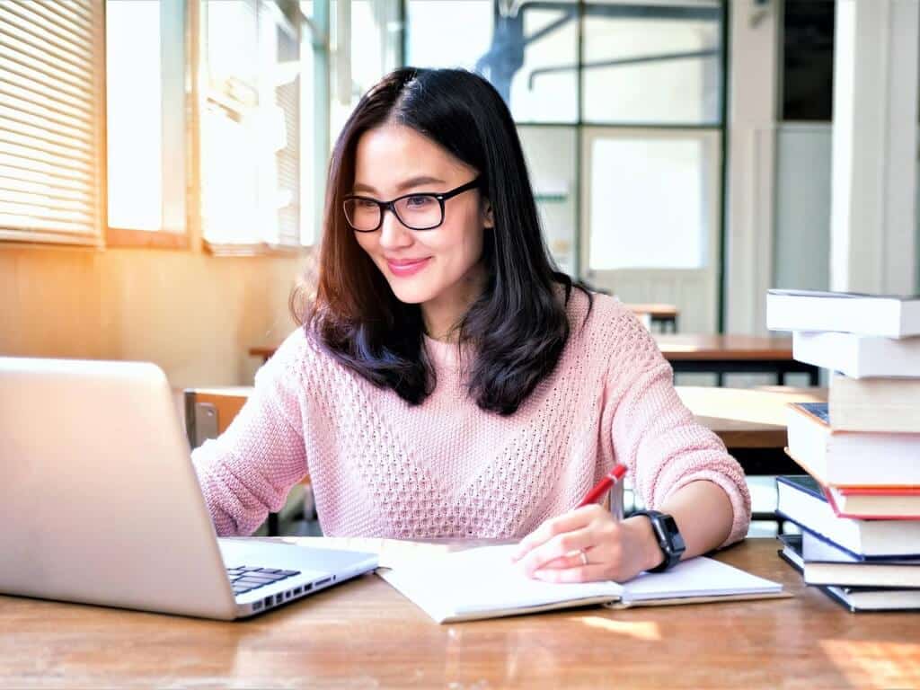 Học tiếng Anh qua phim ảnh