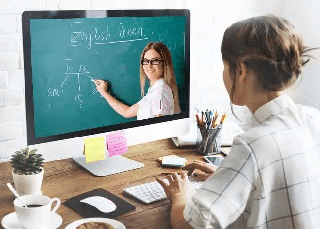 Khoá học tiếng Anh online cho người đi làm