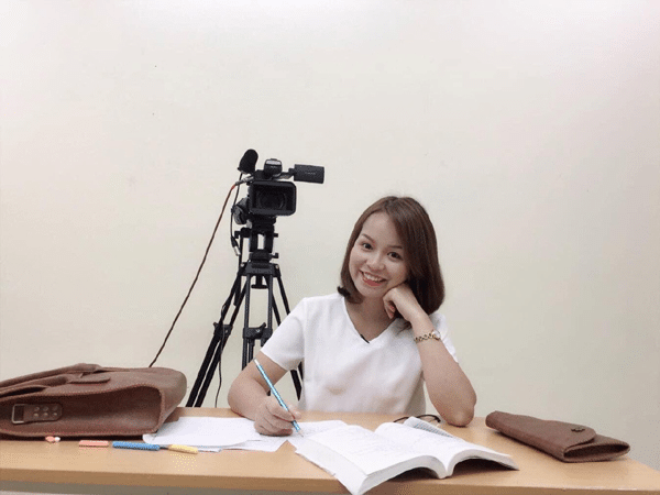 Cô Trang Anh là ai?