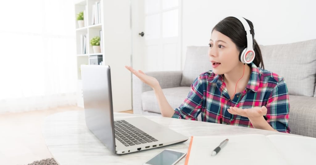 Luyện nói một mình