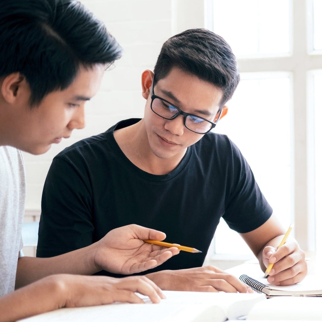 Luyện tập suy nghĩ mọi thứ bằng tiếng Anh