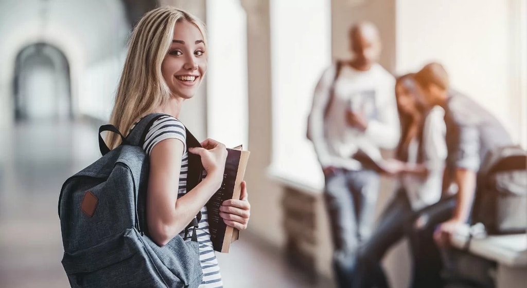 Áp dụng tiếng Anh giao tiếp vào cuộc sống hằng ngày