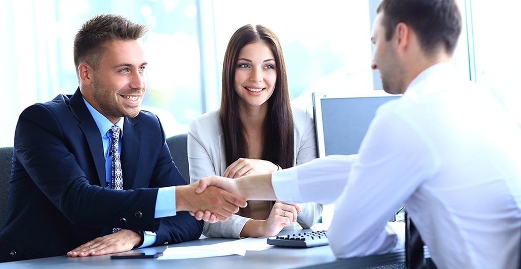 Được làm việc với đối tác nước ngoài