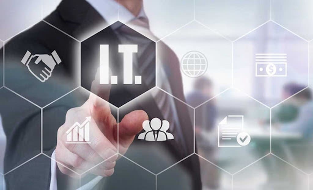 Học tiếng Anh chuyên ngành IT có lợi ích gì