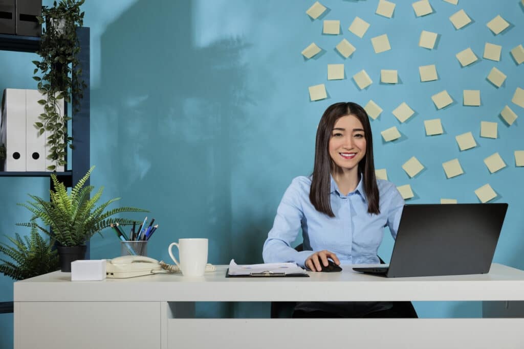 Mẫu câu Nơi công sở