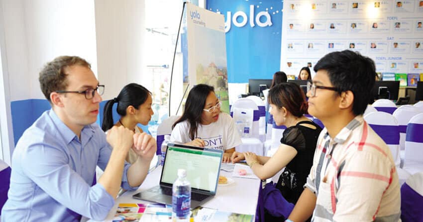 YOLA tiếng anh doanh nghiệp